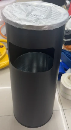 MAKER METALNA PEPELJARA CRNA MAK0831